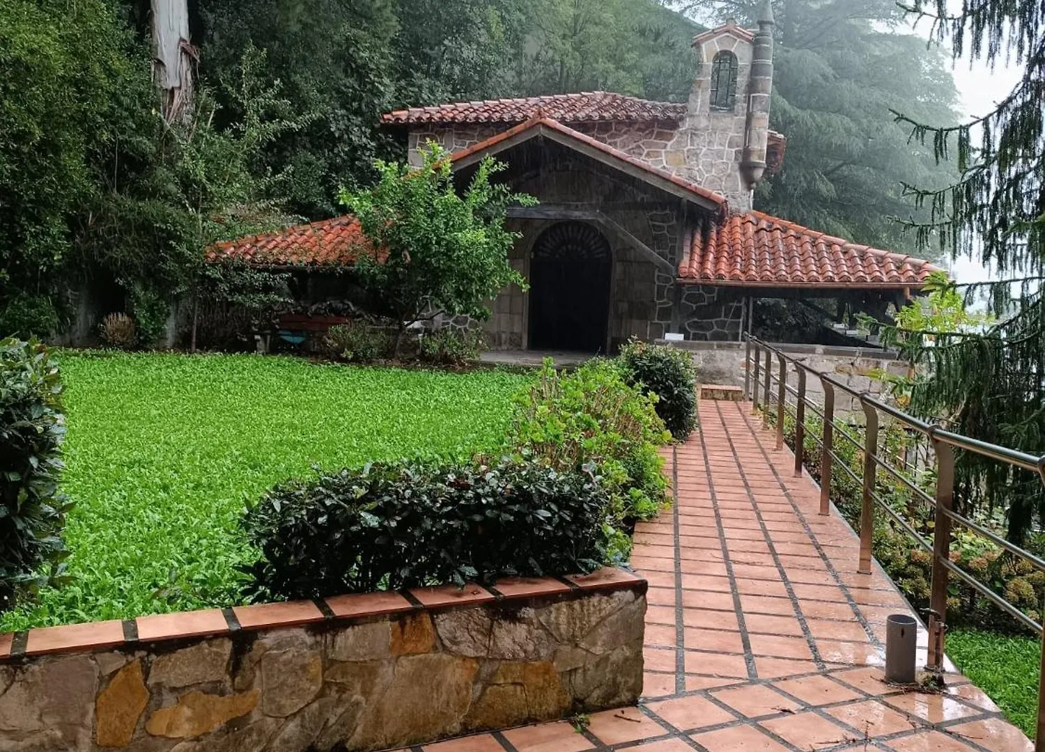 Habitacion Con Hermosas Vistas A Bilbao Privatunterkunft
